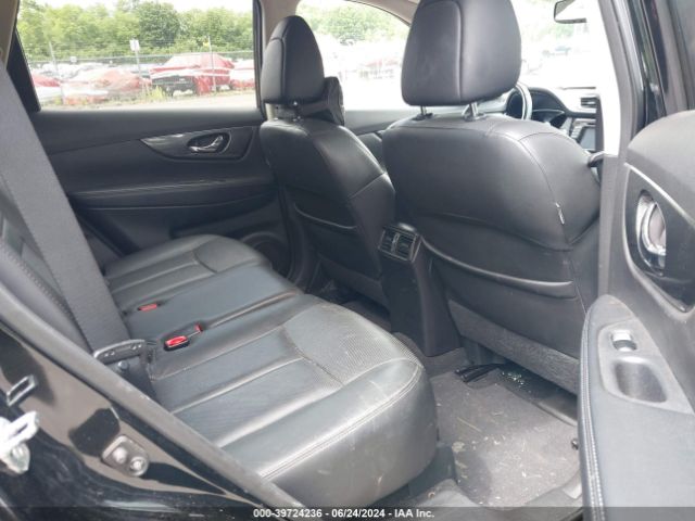 5N1AT2MV0FC785930 Nissan Rogue Sl