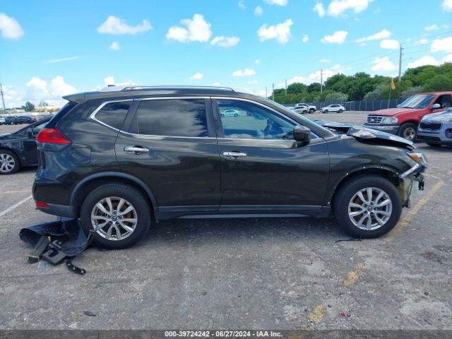 KNMAT2MT7HP552559 Nissan ROGUE SV