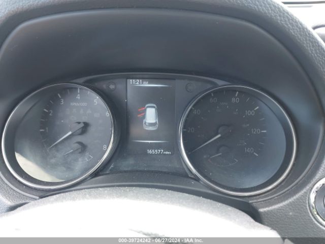 KNMAT2MT7HP552559 Nissan ROGUE SV