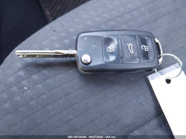 3VWLA7AJ6FM228811 Volkswagen Jetta 2.0l Tdi S
