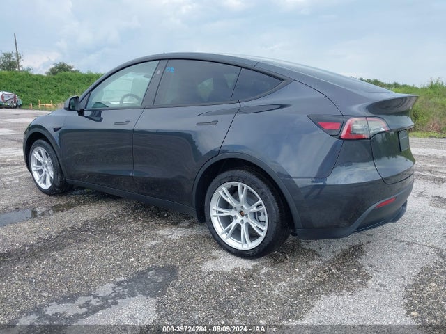 2024 TESLA MODEL Y 7SAYGDED1RF092092 Photo 2