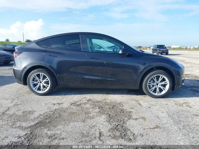 Tesla Model Y Long Range/rwd 2024 7SAYGDED2RF093106 Image 14