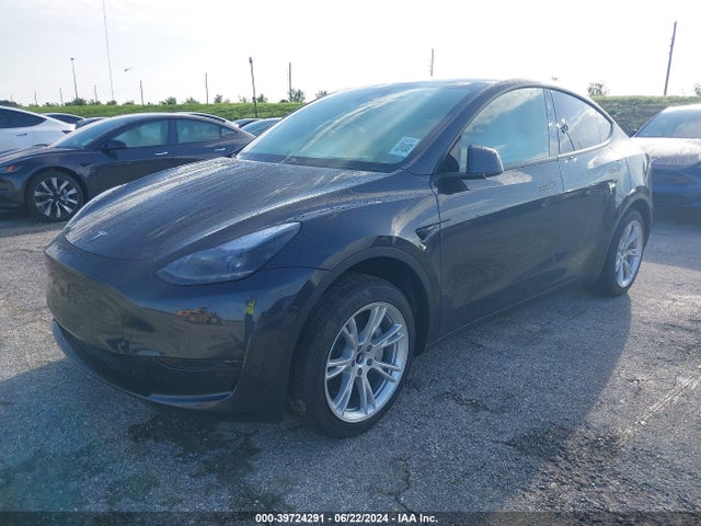 2024 TESLA MODEL Y 7SAYGDED2RF093106 Photo 1