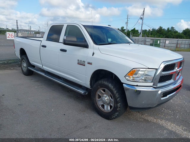 2018 3C6UR5HJ0JG275955 main image