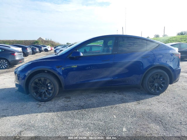 Tesla Model Y Long Range/rwd 2024 7SAYGDED3RF091395 Image 13