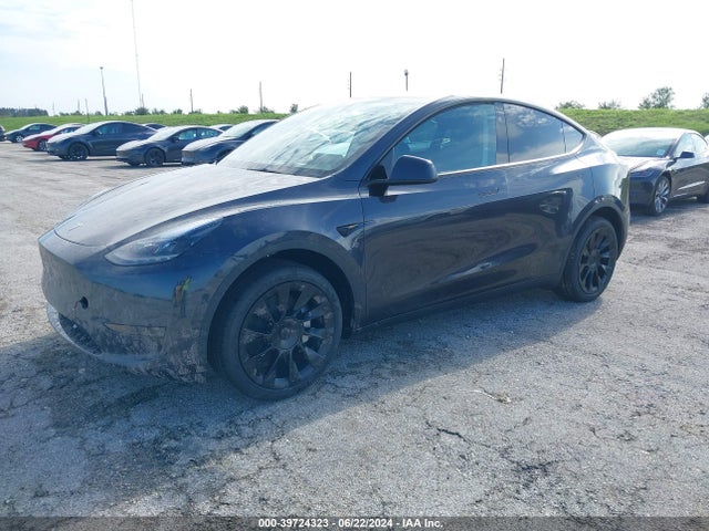 2024 TESLA MODEL Y 7SAYGDED4RF075044 Photo 1