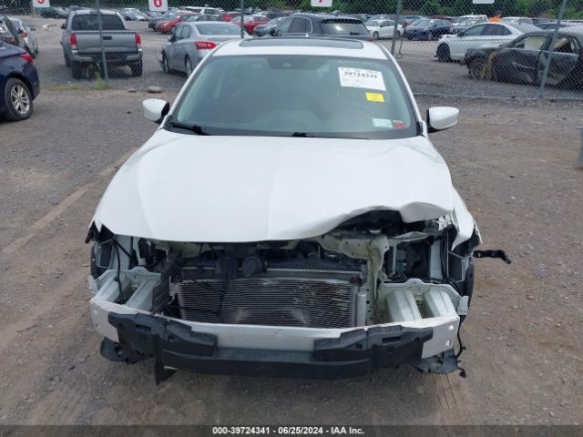 19UDE2F77LA005697 Acura Ilx Premium Package/technology Package