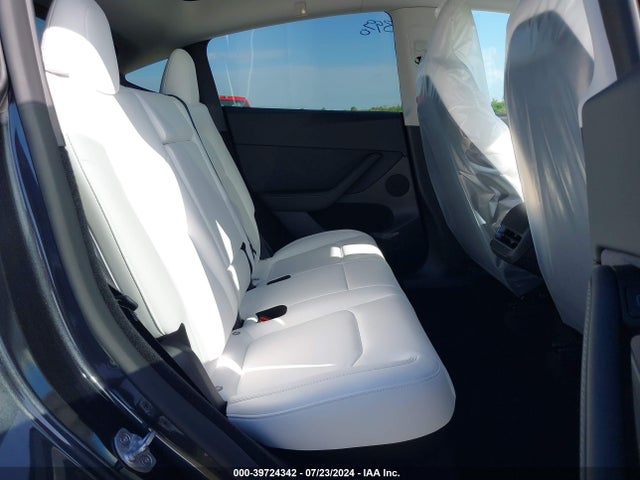 2024 TESLA MODEL Y 7SAYGDED5RF089311 Photo 7