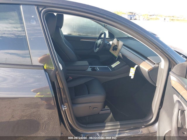 Tesla Model Y Long Range/rwd 2024 7SAYGDED6RF094503 Image 5