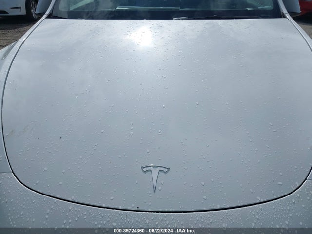 Tesla Model Y Long Range/rwd 2024 7SAYGDED7RF096633 Image 10