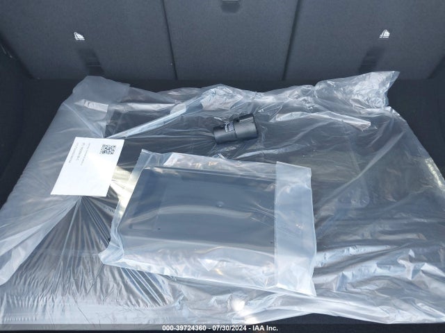 Tesla Model Y Long Range/rwd 2024 7SAYGDED7RF096633 Image 12