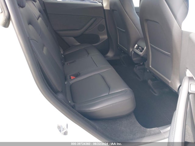 Tesla Model Y Long Range/rwd 2024 7SAYGDED7RF096633 Image 8