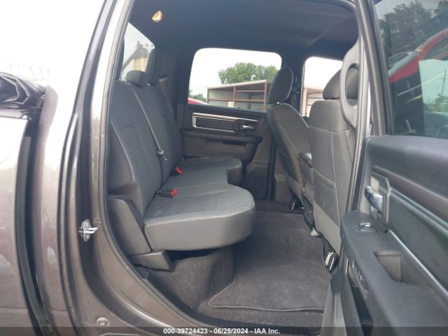 1C6RR7LT5NS165685 RAM 1500 Classic Slt