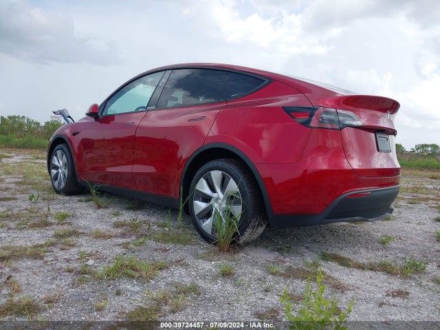 2024 TESLA MODEL Y 7SAYGDEE4RA276917 Photo 2