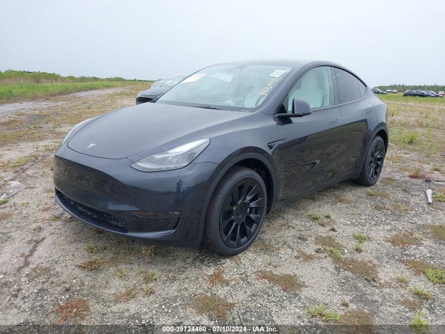 2024 TESLA MODEL Y 7SAYGDEE5RA289207 Photo 1
