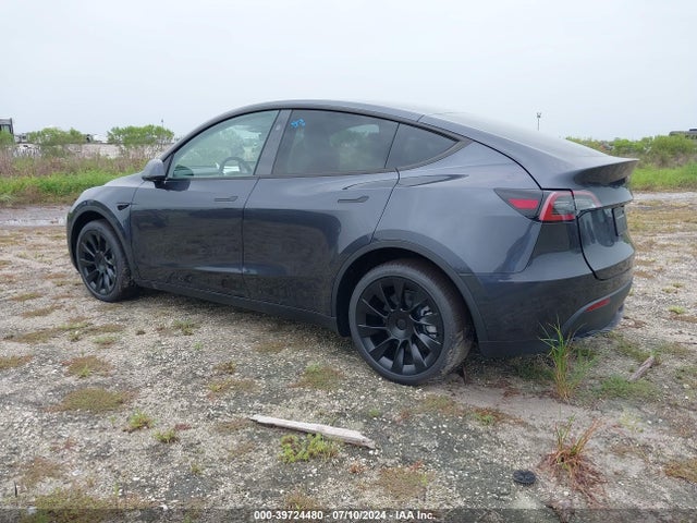 2024 TESLA MODEL Y 7SAYGDEE5RA289207 Photo 2