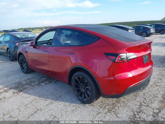 2024 TESLA MODEL Y 7SAYGDEE9RA259644 Photo 2
