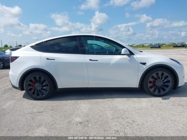 7SAYGDEF1RA281842 Tesla Model Y Performance Dual Motor All-wheel Drive