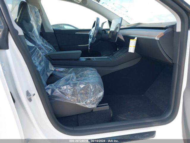 7SAYGDEF1RA281842 Tesla Model Y Performance Dual Motor All-wheel Drive