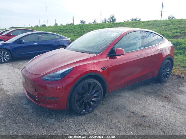 2024 TESLA MODEL Y 7SAYGDEF2RA269862 Photo 1