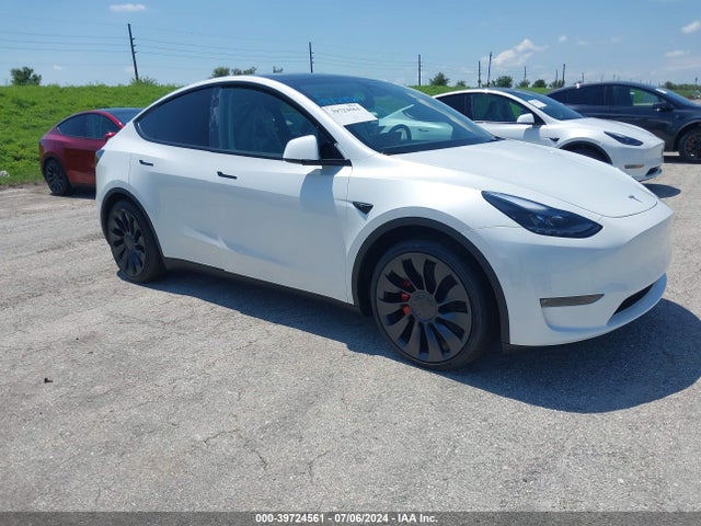2024 TESLA MODEL Y 7SAYGDEF6RA278452 Photo 0