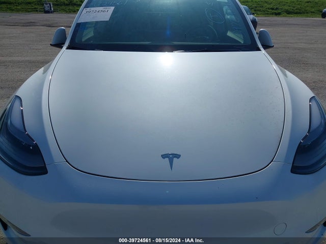 2024 TESLA MODEL Y 7SAYGDEF6RA278452 Photo 9