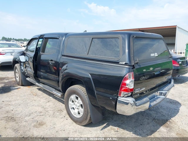 Toyota Tacoma Prerunner 2015 5TFJX4GN5FX049039 Image 3