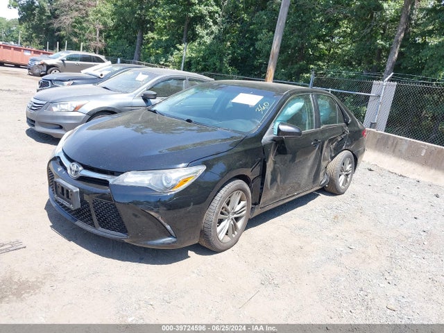 Toyota CAMRY SE 2016 4T1BF1FKXGU162383 Image 2