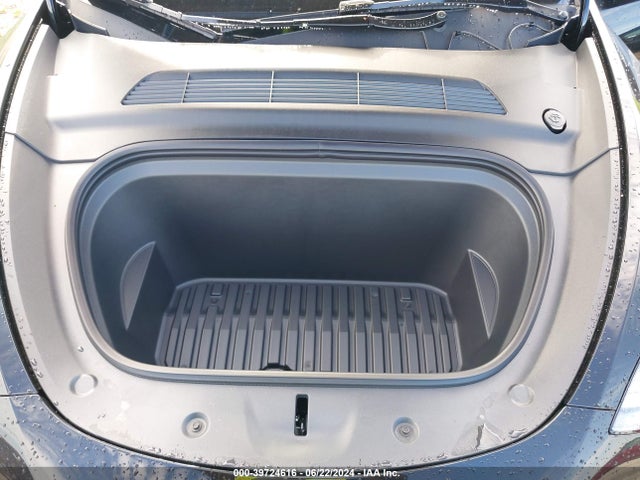 2024 TESLA MODEL Y 7SAYGDED5RF092855 Photo 9
