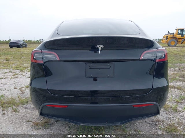 Tesla Model Y Long Range/rwd 2024 7SAYGDED5RF092855 Image 15