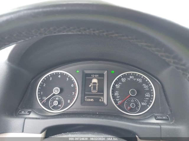 WVGAV7AX7GW603945 Volkswagen TIGUAN S