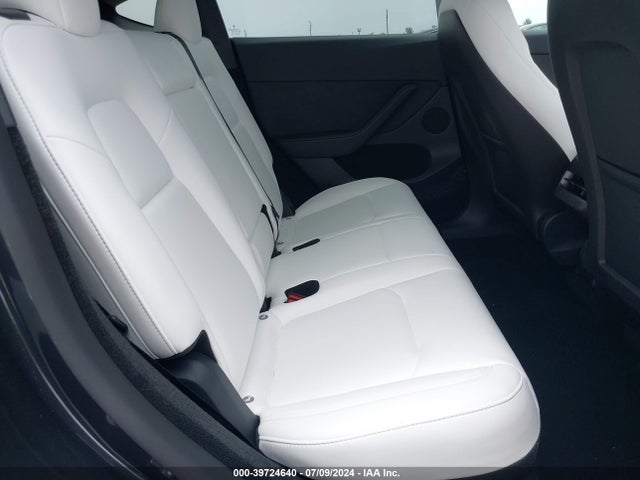 2024 TESLA MODEL Y 7SAYGDED7RF087401 Photo 7