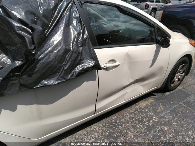KIA FORTE LX 2015 KNAFK4A6XF5321146 Image 6