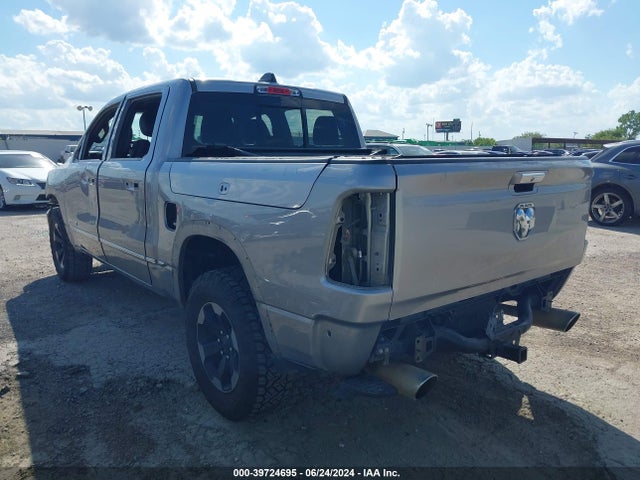RAM 1500 Limited  4x4 5'7 Box 2019 1C6SRFHT8KN781301 Image 3