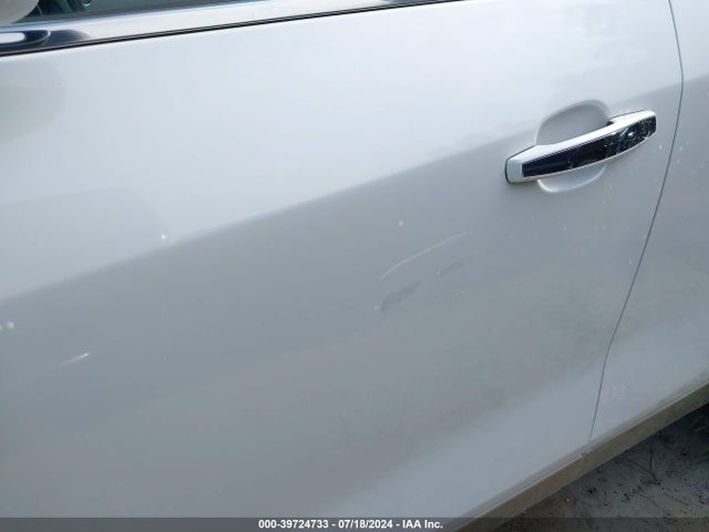 KL4CJGSM2HB177629 Buick Encore Essence