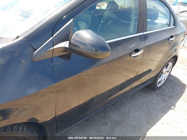 Chevrolet Sonic Ltz Auto 2016 1G1JE5SBXG4153725 Image 13