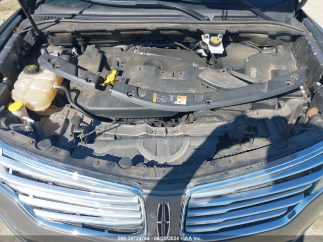 5LMCJ1C96GUJ11237 Lincoln Mkc Premier