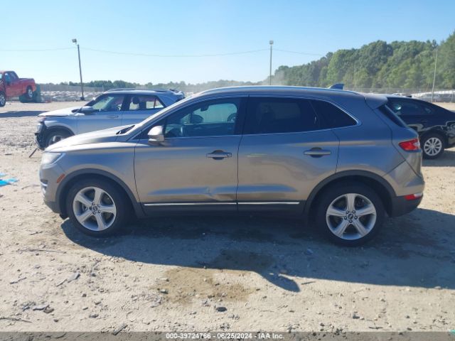 5LMCJ1C96GUJ11237 Lincoln Mkc Premier