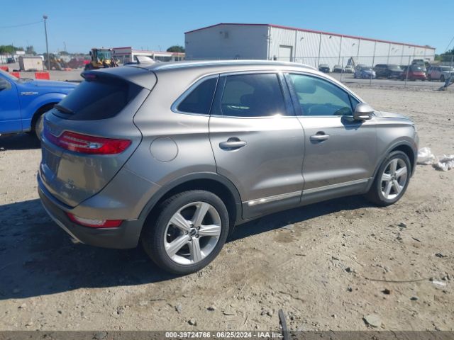5LMCJ1C96GUJ11237 Lincoln Mkc Premier