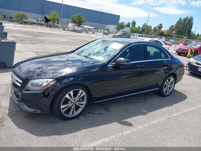 Mercedes-Benz C 300 2018 55SWF4JB4JU238967 Image 2