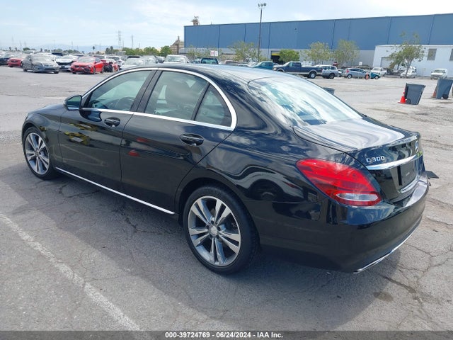 Mercedes-Benz C 300 2018 55SWF4JB4JU238967 Image 3