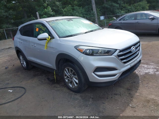 Hyundai TUCSON SE 2017 KM8J23A4XHU469968 Image 1