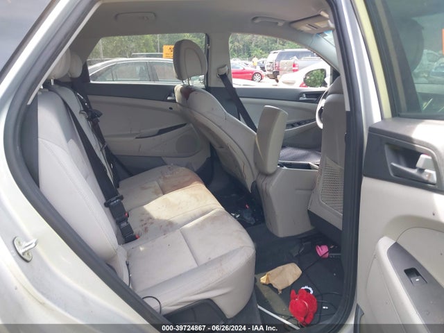 Hyundai TUCSON SE 2017 KM8J23A4XHU469968 Image 8