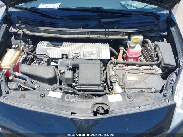 Toyota Prius Two 2015 JTDKN3DU1F2002331 Image 10