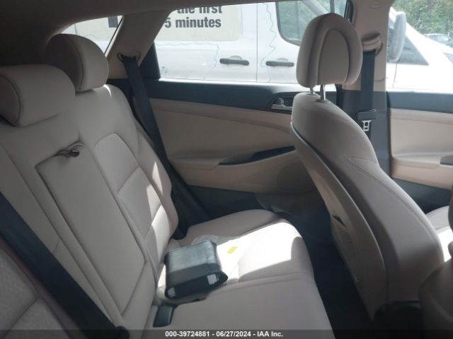 KM8J33A41HU538771 Hyundai TUCSON SE