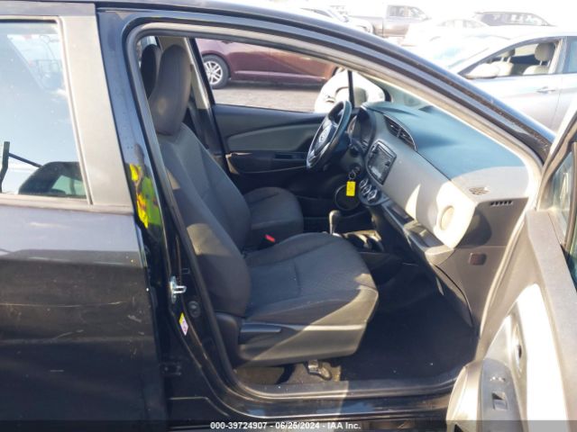 VNKKTUD37FA045328 Toyota YARIS LE
