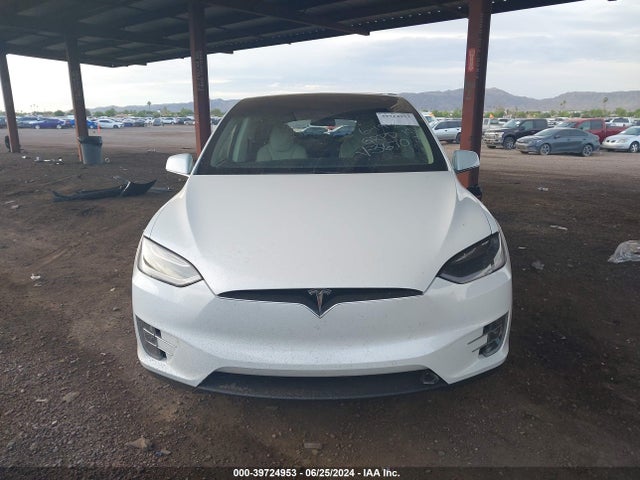 5YJXCDE22JF113670 Tesla Model X 100d/75d/p100d