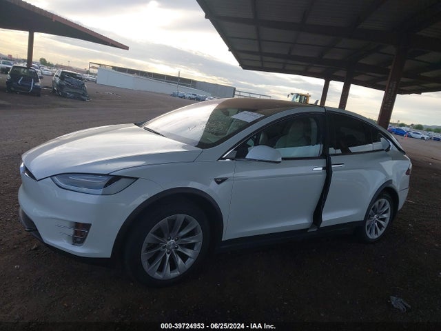 5YJXCDE22JF113670 Tesla Model X 100d/75d/p100d