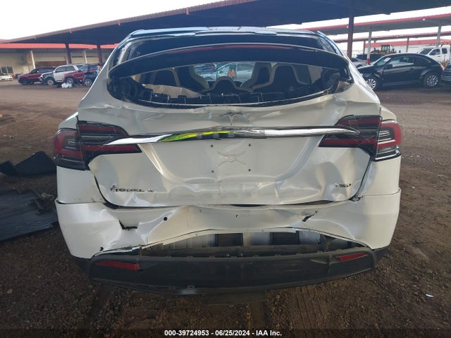 5YJXCDE22JF113670 Tesla Model X 100d/75d/p100d