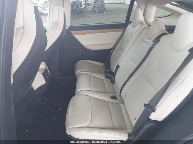 5YJXCDE22JF113670 Tesla Model X 100d/75d/p100d